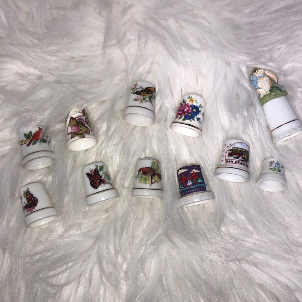 Vintage states porcelain & bone China timbles 11 lot